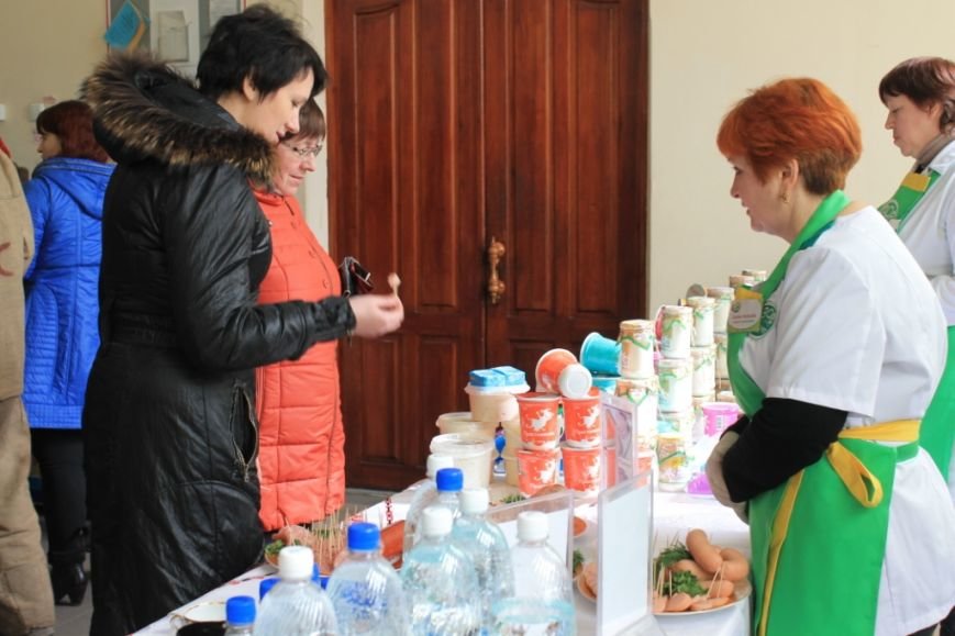 «Азов продукт» предостерегает: в Мариуполе фальсифицируют молочную продукцию (фото) - фото 1