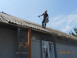 Спасатели помогали восстанавливать крыши и окна сартанцам (ФОТО) (фото) - фото 1