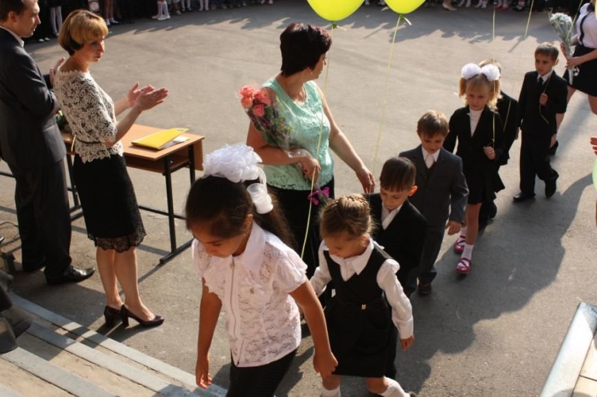 В школе № 38  - новая программа мотивации для педагогов и учеников от Юрия Тернавского (фото) - фото 1