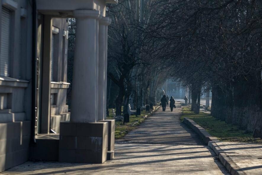 Окупанти в Маріуполі продовжують шукати 