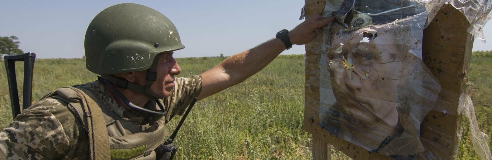 Донецькі тероборонівці показали, як їхня арта трощить ворога, - ВІДЕО