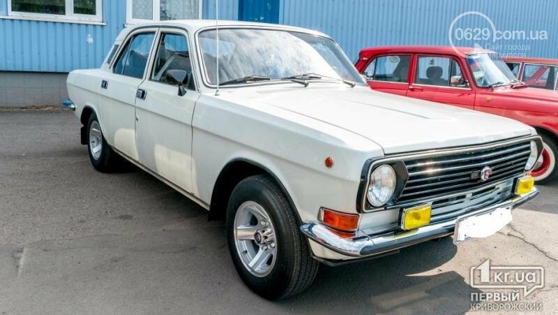 Машина газ 2410