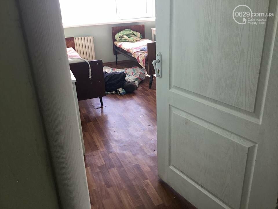 Прыгают из окон, умирают на полу. История самого пугающего..., фото-5 Прыгают из окон, умирают на полу. История самого пугающего больничного отделения в Мариуполе, фото-5