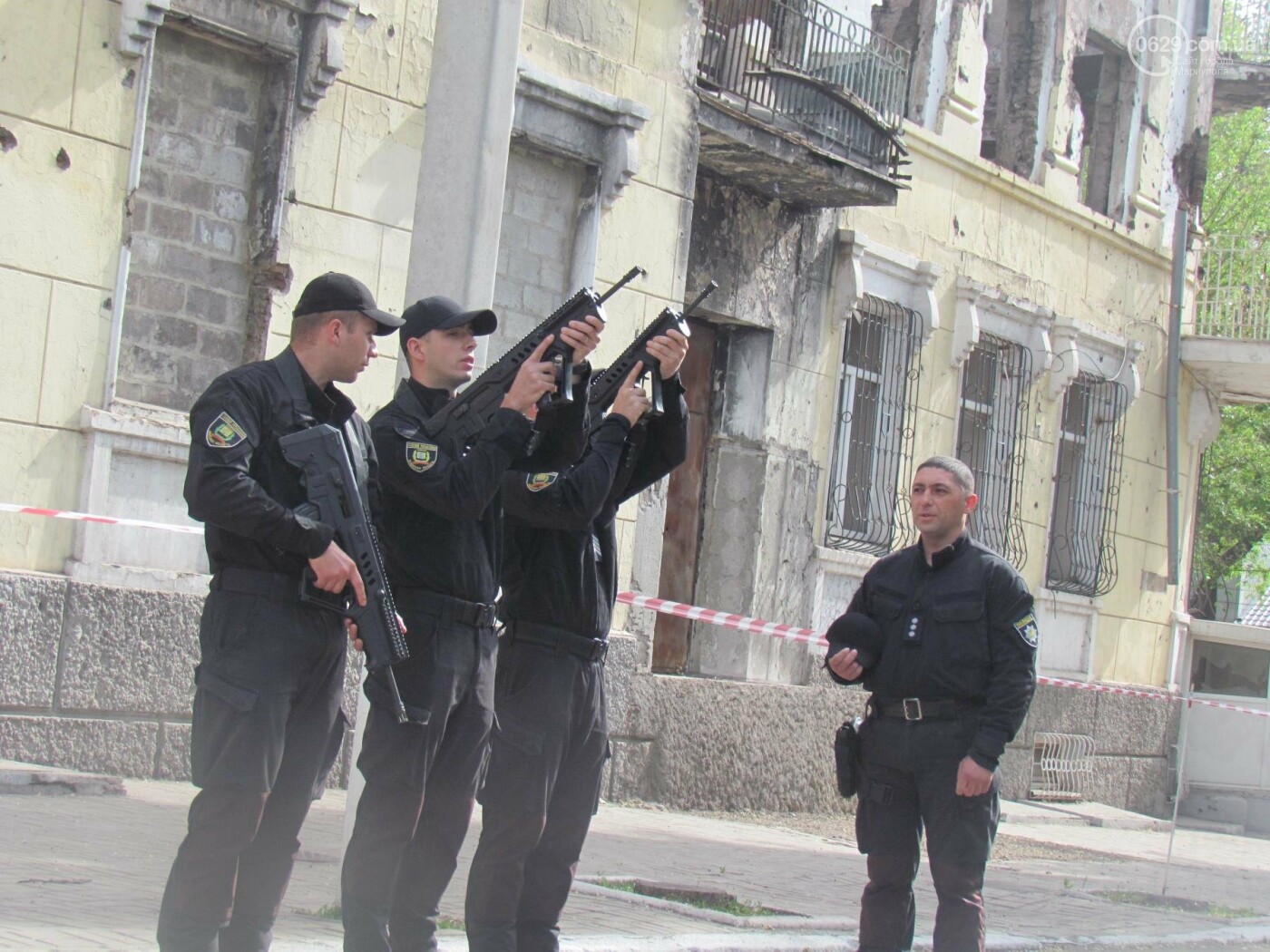 В Мариуполе почтили память патриотов, погибших 9 мая 2014..., фото-31 В Мариуполе почтили память патриотов, погибших 9 мая 2014 года (ФОТОРЕПОРТАЖ+ВИДЕО), фото-31