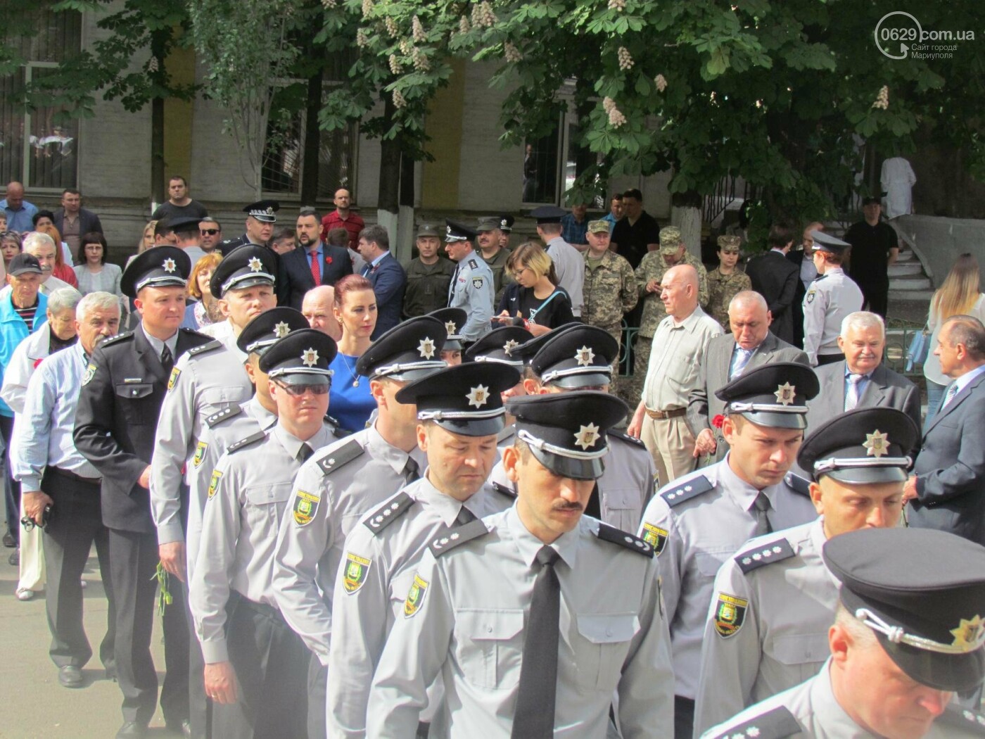 В Мариуполе почтили память патриотов, погибших 9 мая 2014..., фото-13 В Мариуполе почтили память патриотов, погибших 9 мая 2014 года (ФОТОРЕПОРТАЖ+ВИДЕО), фото-13