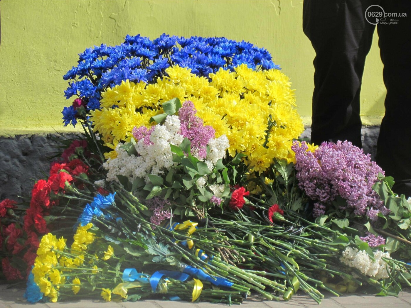 В Мариуполе почтили память патриотов, погибших 9 мая 2014..., фото-37 В Мариуполе почтили память патриотов, погибших 9 мая 2014 года (ФОТОРЕПОРТАЖ+ВИДЕО), фото-37