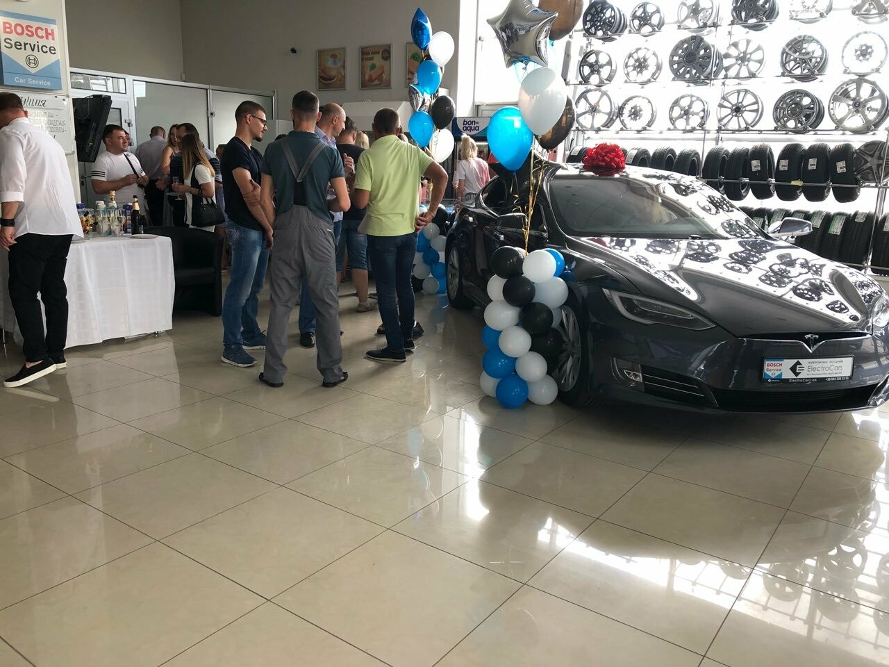 В Мариуполе открылся Автосалоне электромобилей «ElectroCars» , фото-12 В Мариуполе открылся Автосалоне электромобилей «ElectroCars» , фото-12