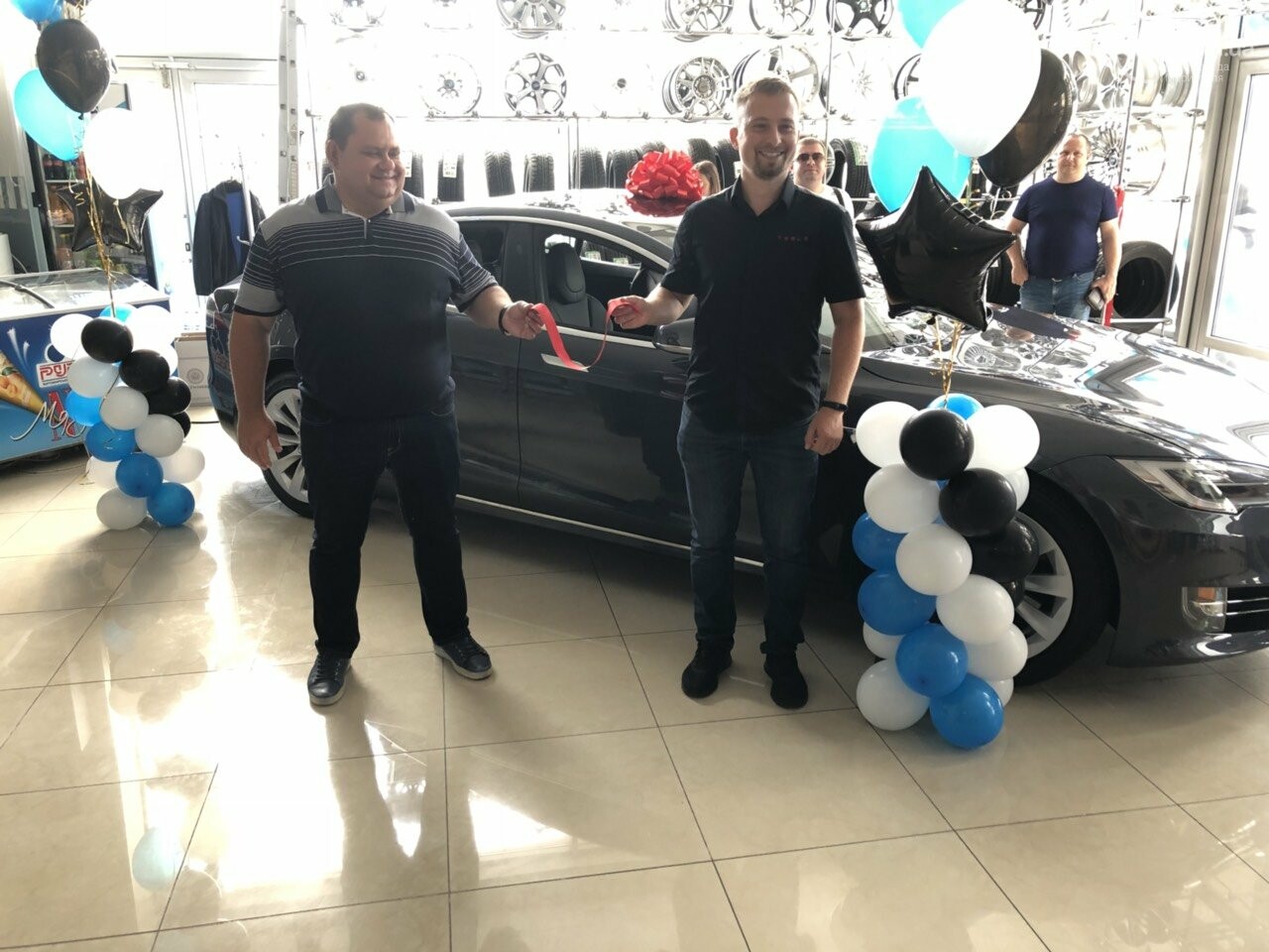 В Мариуполе открылся Автосалоне электромобилей «ElectroCars» , фото-2 В Мариуполе открылся Автосалоне электромобилей «ElectroCars» , фото-2