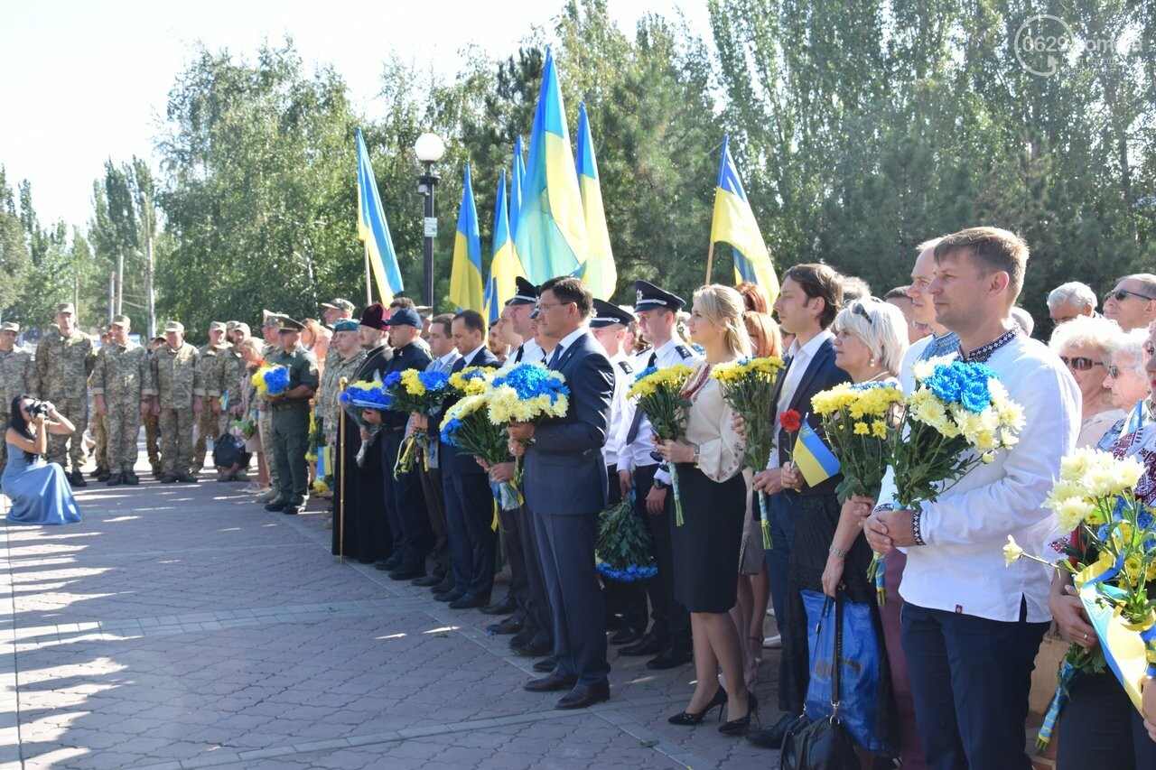 В Мариуполе празднуют День независимости Украины, - ФОТО, В..., фото-2 В Мариуполе празднуют День независимости Украины, - ФОТО, ВИДЕО, фото-2