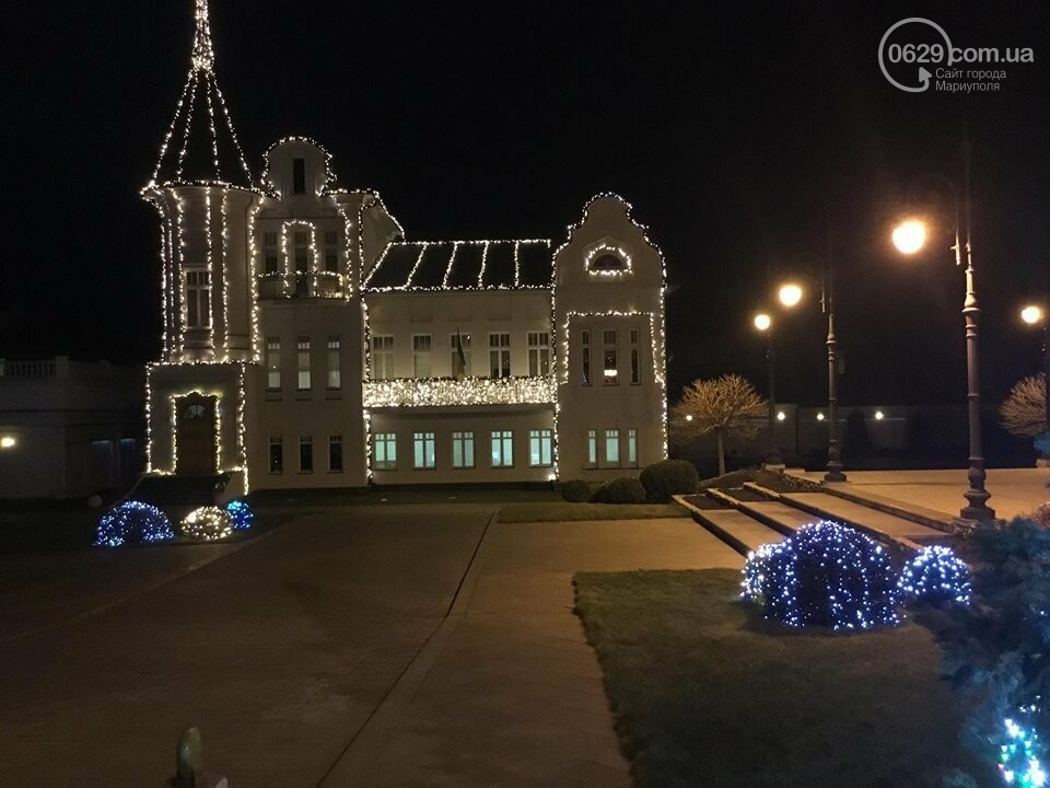В Мариуполь из Киева привезли карусель и снег, - ФОТОРЕПОРТАЖ, фото-34 В Мариуполь из Киева привезли карусель и снег, - ФОТОРЕПОРТАЖ, фото-34