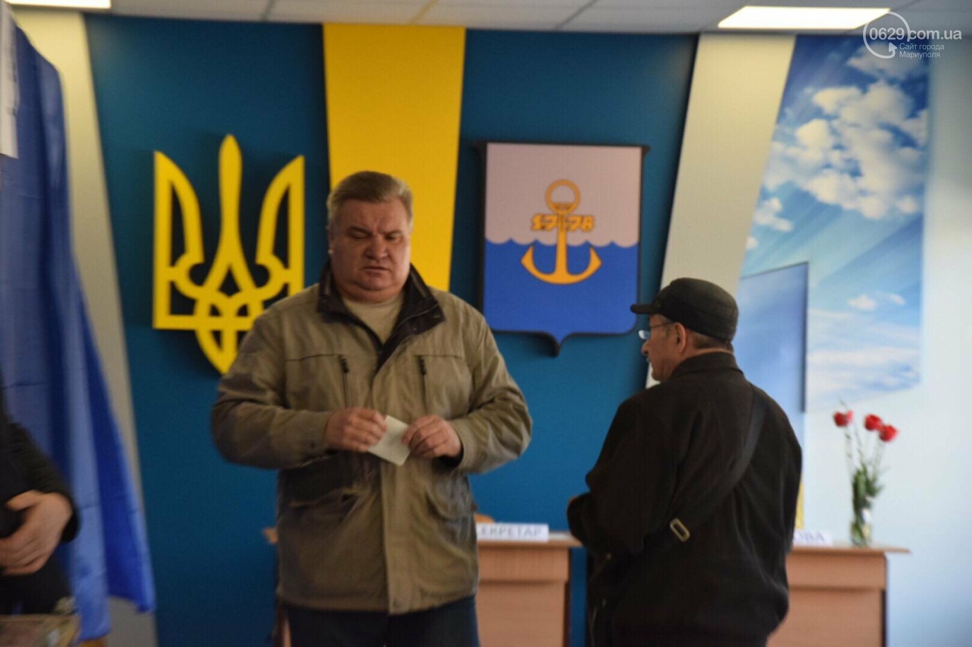 Мариуполь выбирает Президента Украины, - ФОТОРЕПОРТАЖ, фото-14 Мариуполь выбирает Президента Украины, - ФОТОРЕПОРТАЖ, фото-14