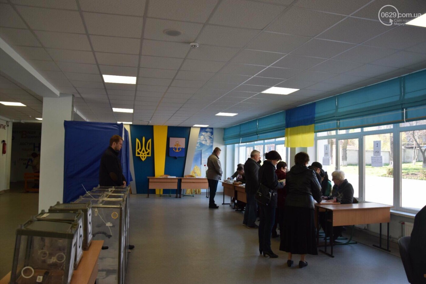 Мариуполь выбирает Президента Украины, - ФОТОРЕПОРТАЖ, фото-46 Мариуполь выбирает Президента Украины, - ФОТОРЕПОРТАЖ, фото-46