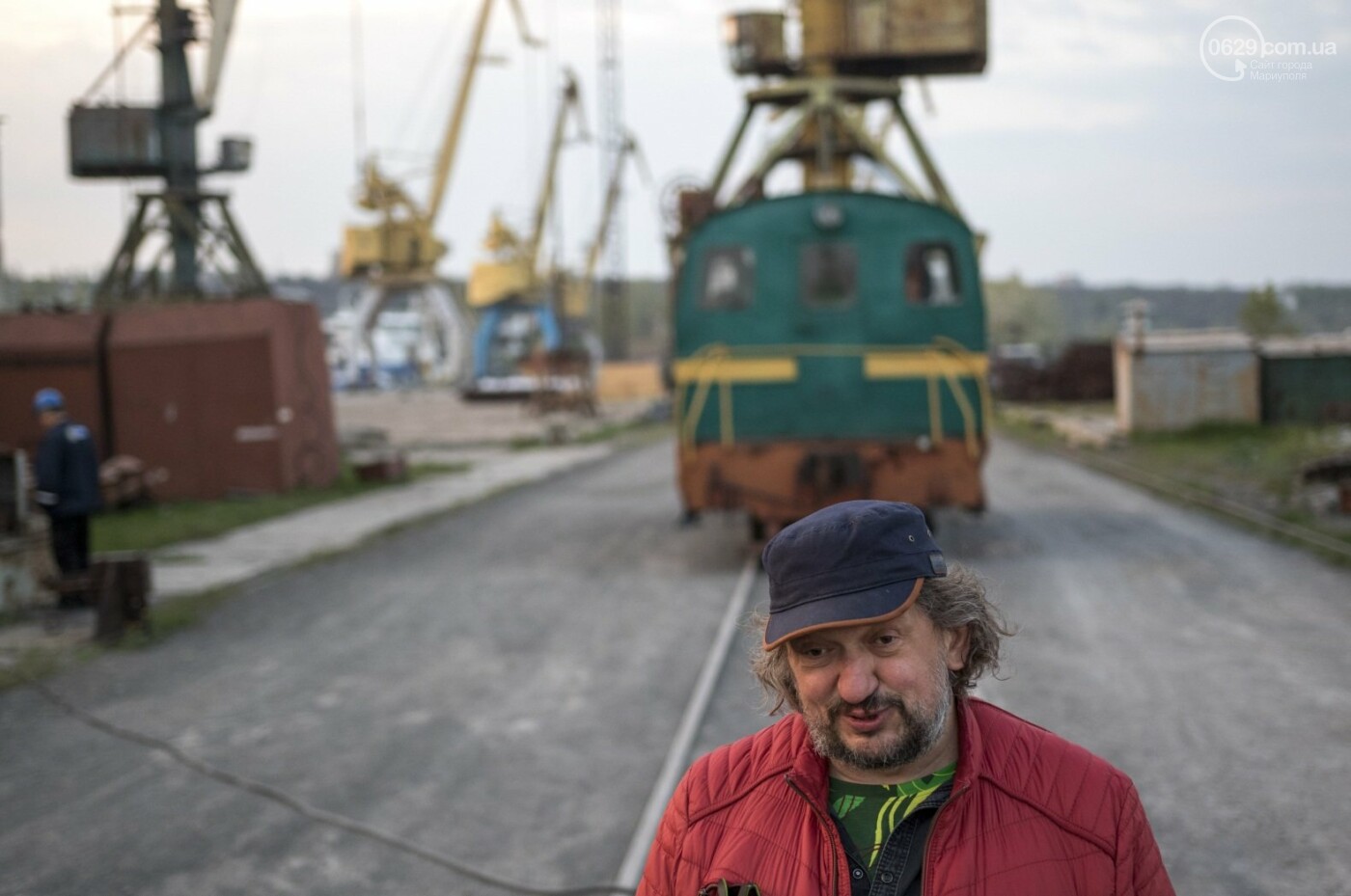 Влад Троицкий - про волчицу в тапках, пукающего ежика и Ма..., фото-5 Влад Троицкий - про волчицу в тапках, пукающего ежика и Мариуполь, который бежит впереди Украины , фото-5