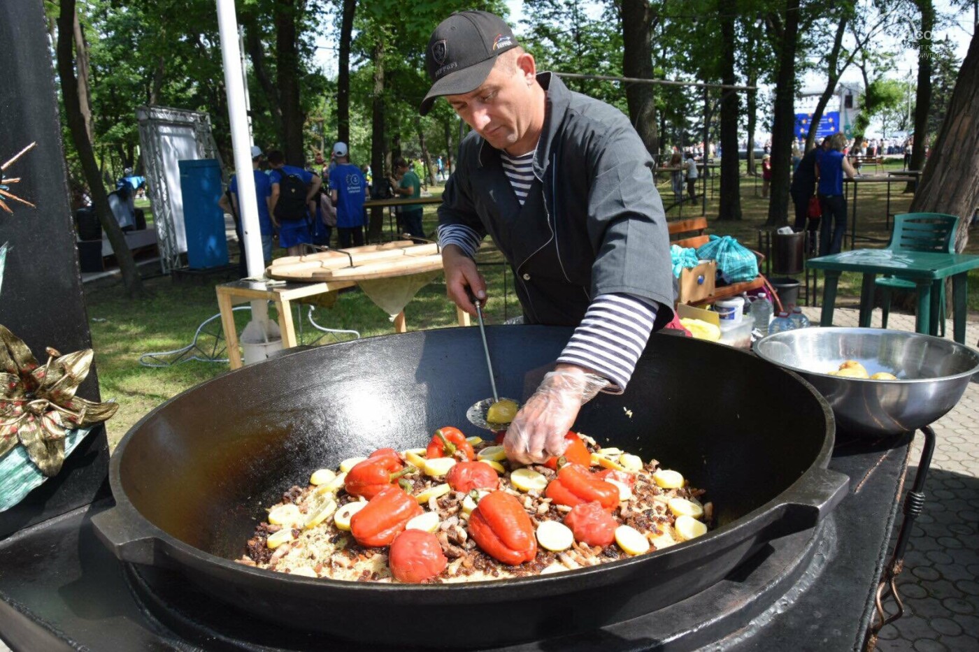 Как в Мариуполе День Европы отмечали, - ВИДЕО, фото-31 Как в Мариуполе День Европы отмечали, - ВИДЕО, фото-31
