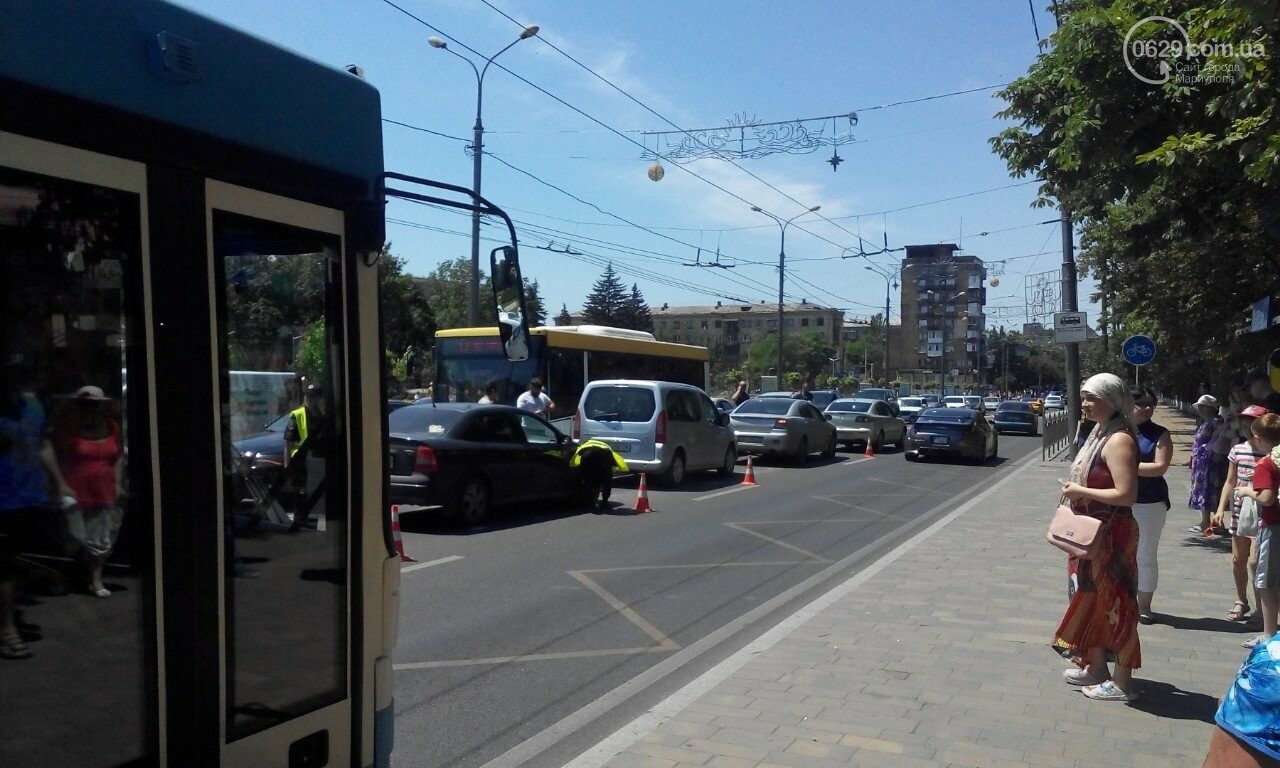 Разборка автомобилей в мариуполе