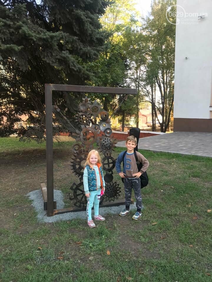 Где прописались ворон, дракон и конь после того, как их вык..., фото-3 Где прописались ворон, дракон и конь после того, как их выковали в Мариуполе,- ФОТО, фото-3