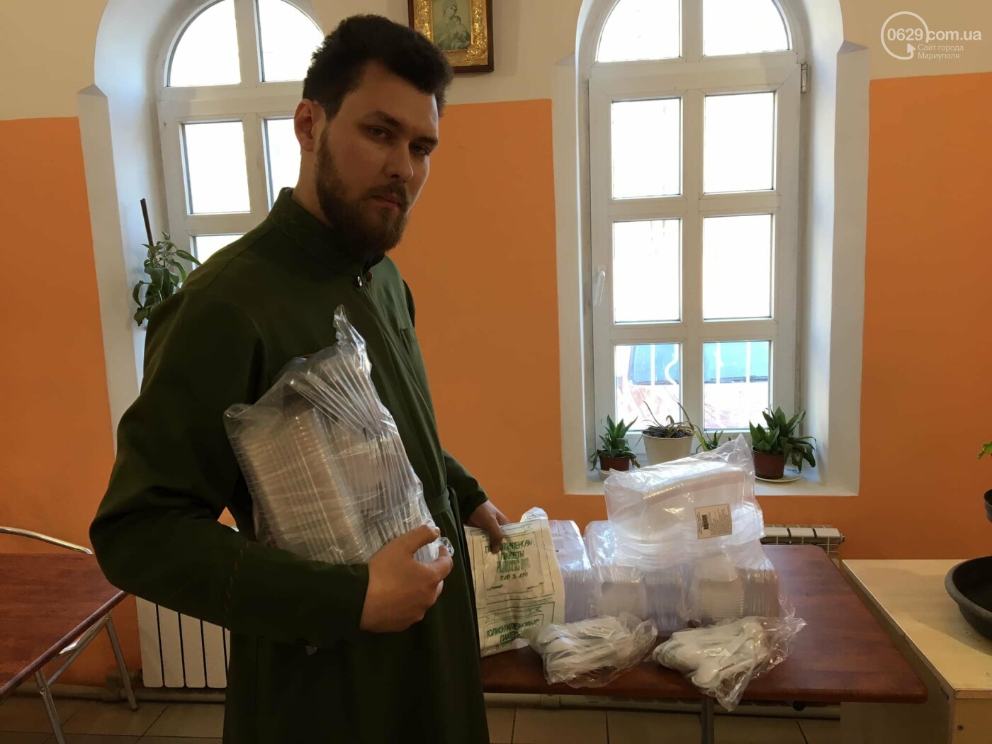Почему люди становятся священниками? Вопрос, на который мы..., фото-8 Почему люди становятся священниками? Вопрос, на который мы не знали ответа, пока не спросили отца Уара, мечтавшего стать кочегаром, фото-8