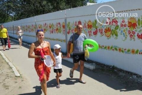 От тетраподов до храма. Как петриковскую роспись в Мариупо..., фото-3 От тетраподов до храма. Как петриковскую роспись в Мариуполе занесли в Книгу рекордов Украины, фото-3