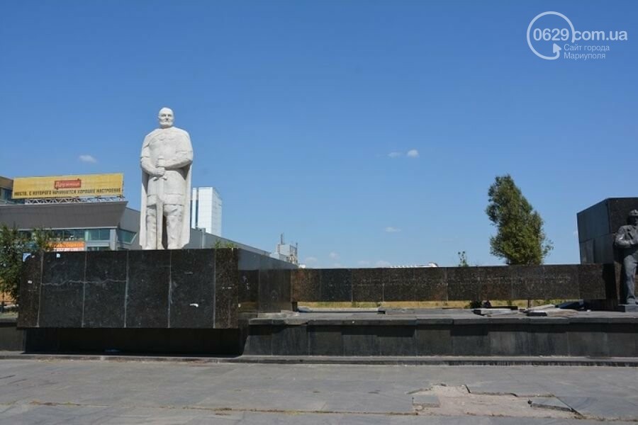 Свято место бывает пусто, или Что делать с подставками под..., фото-3 Свято место бывает пусто, или Что делать с подставками под памятники, фото-3