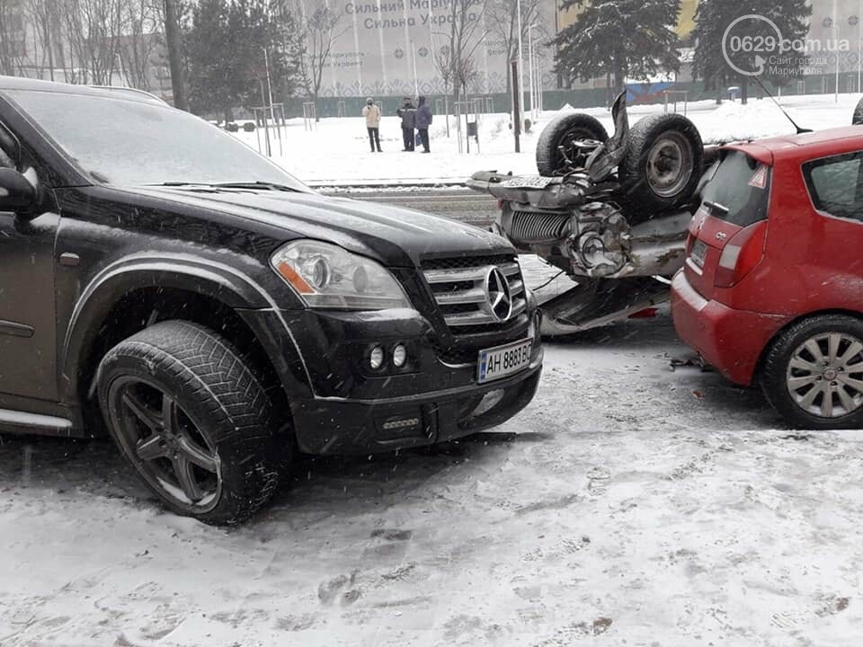 В  Мариуполе наезд на авто активиста сорвал  антитарифный митинг,- ФОТО, ВИДЕО, фото-5