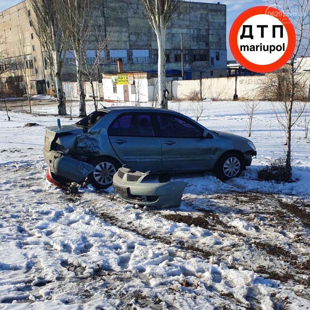 ДТП на Левобережье. Автомобиль врезался в дерево, - ФОТО, фото-5