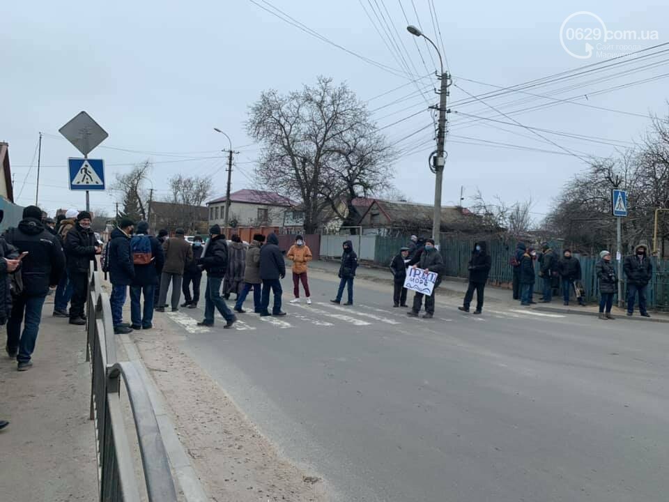 В Мариуполе сотрудники судоремонтного завода перекрыли дорогу,- ФОТО, ВИДЕО, фото-4