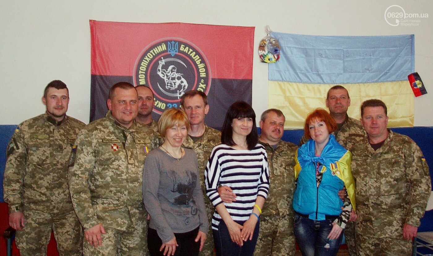 "По ночах я вигулювала собаку і малювала балончиками синьо-жовті прапорці на стовпах", - ІНТЕРВ'Ю З МАРІУПОЛЬЧАНКОЮ, фото-4
