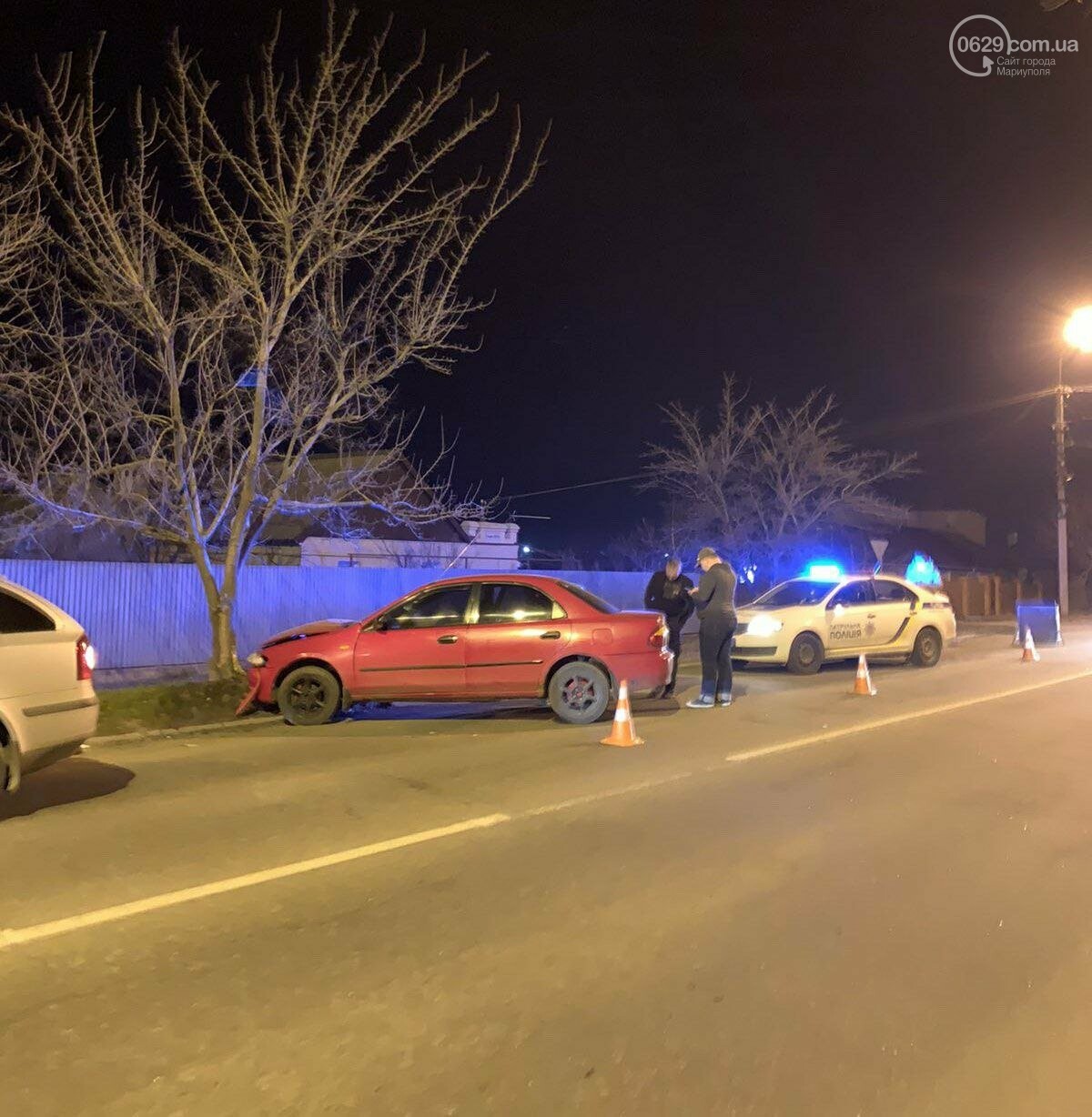 В Мариуполе пьяный на "Мазде" врезался в дерево, - ФОТО, фото-2