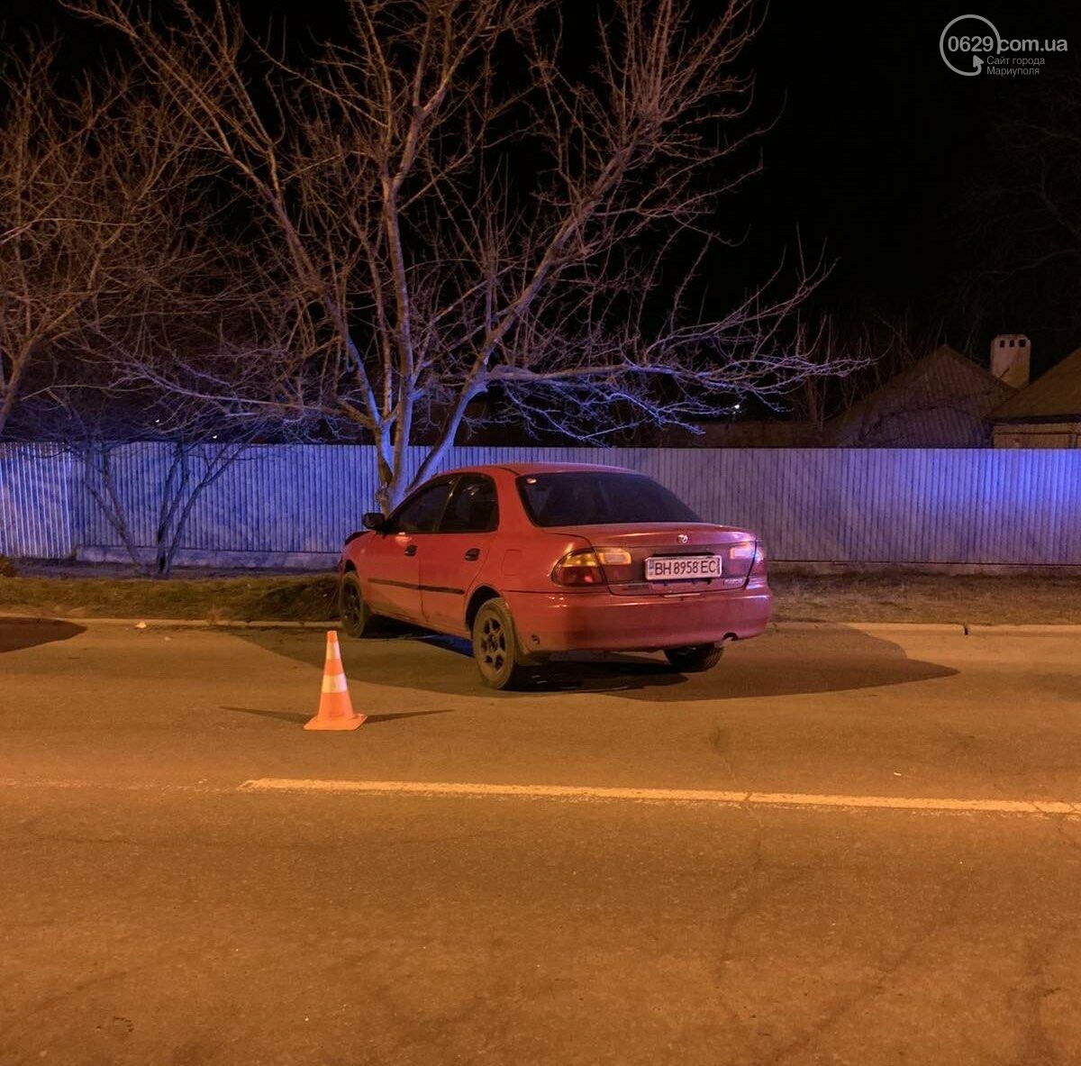В Мариуполе пьяный на "Мазде" врезался в дерево, - ФОТО, фото-3