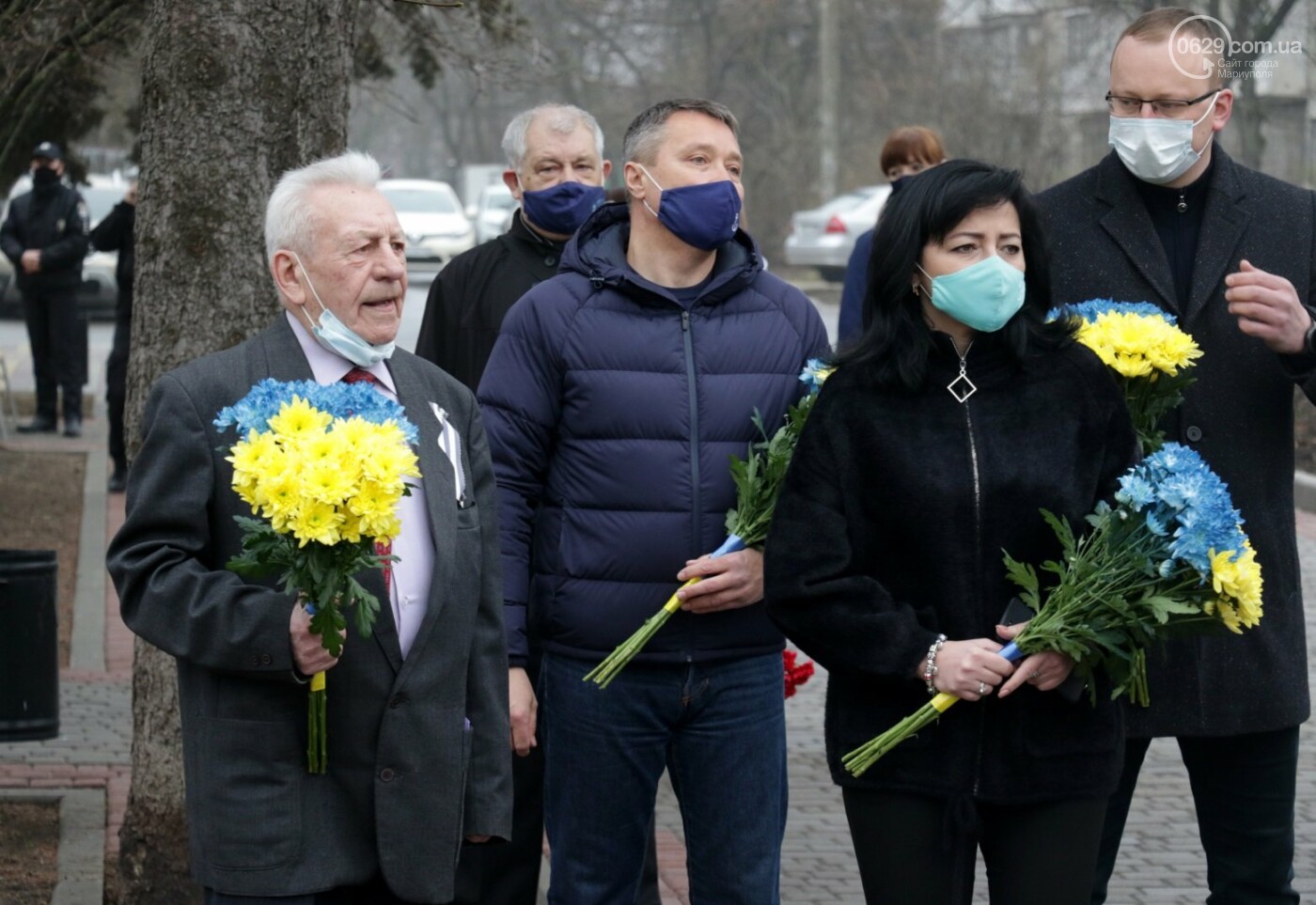 «Выкупили за 3 рейхсмарки». В Мариуполе возложили цветы в память об узниках фашистских концлагерей, - ФОТО, фото-5