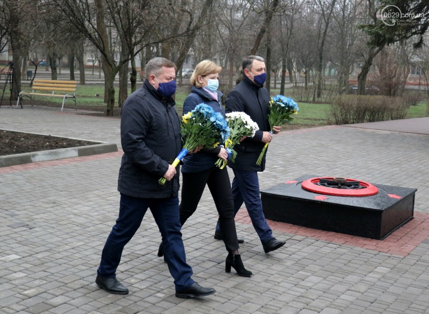 «Выкупили за 3 рейхсмарки». В Мариуполе возложили цветы в память об узниках фашистских концлагерей, - ФОТО, фото-7