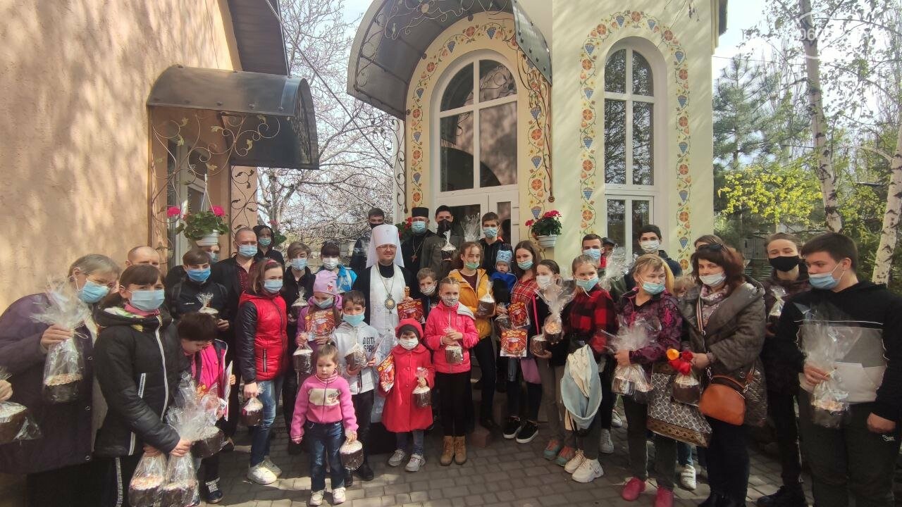 5 тысяч пасхальных куличей бесплатно раздадут жителям Донецкой области, - ФОТОРЕПОРТАЖ, фото-17