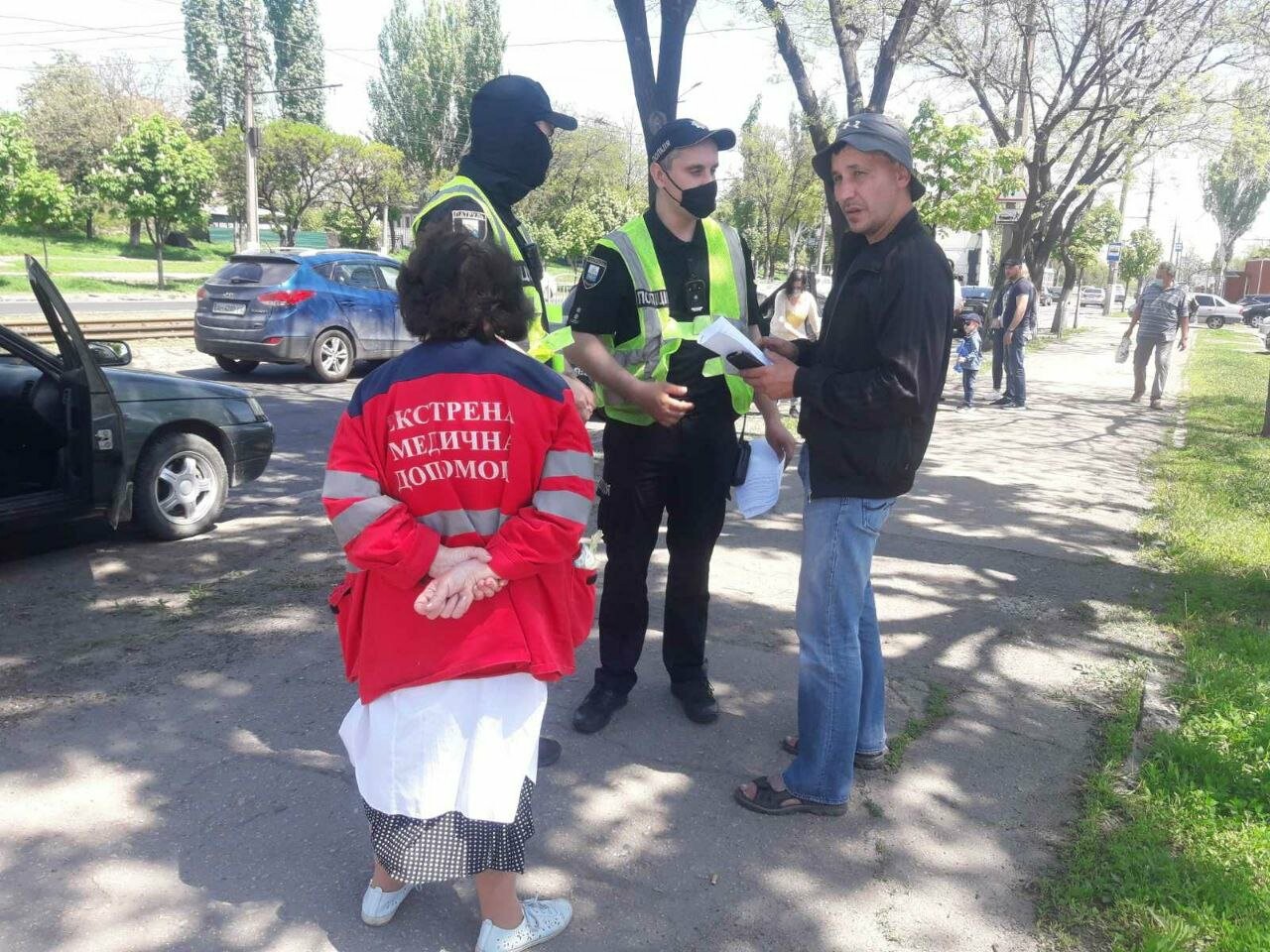 В 11 раз больше! В Мариуполе пьяный водитель "Жигули" протаранил 3 автомобиля, - ФОТО, фото-3