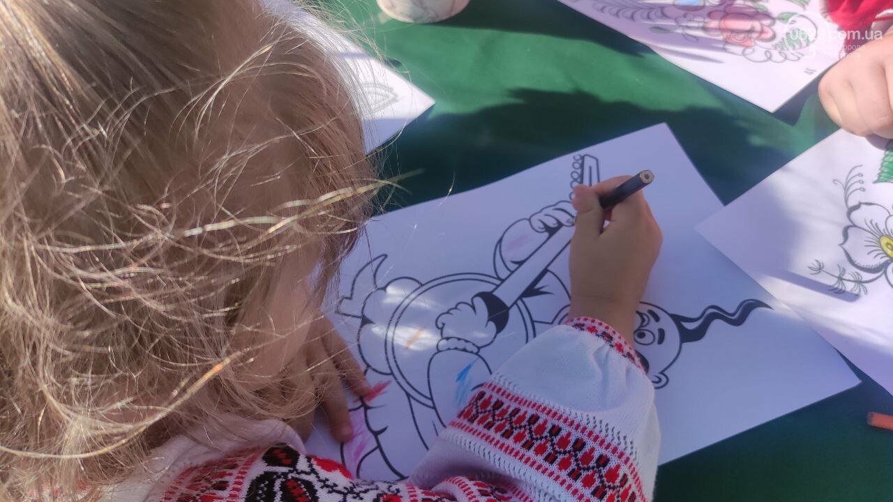 В Мариуполе скромно отметили День вышиванки, - ФОТОРЕПОРТАЖ, ВИДЕО , фото-5