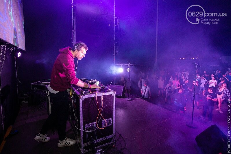 Як маріупольці відривалися на нічній програмі ГогольFest, - ФОТО, ВІДЕО, фото-4