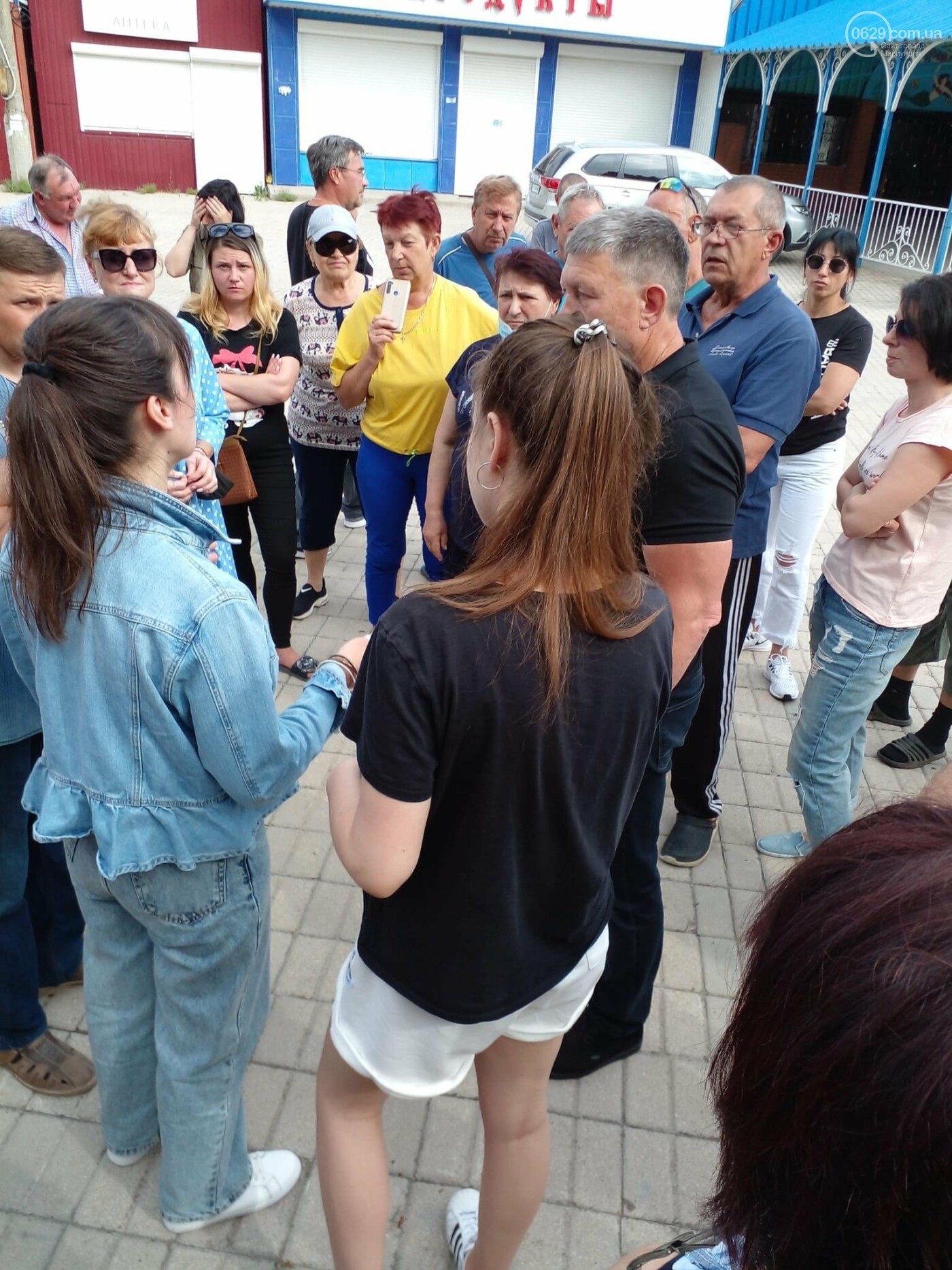 Жители Урзуфа потребовали открыть проход к морю, - ФОТО, фото-4