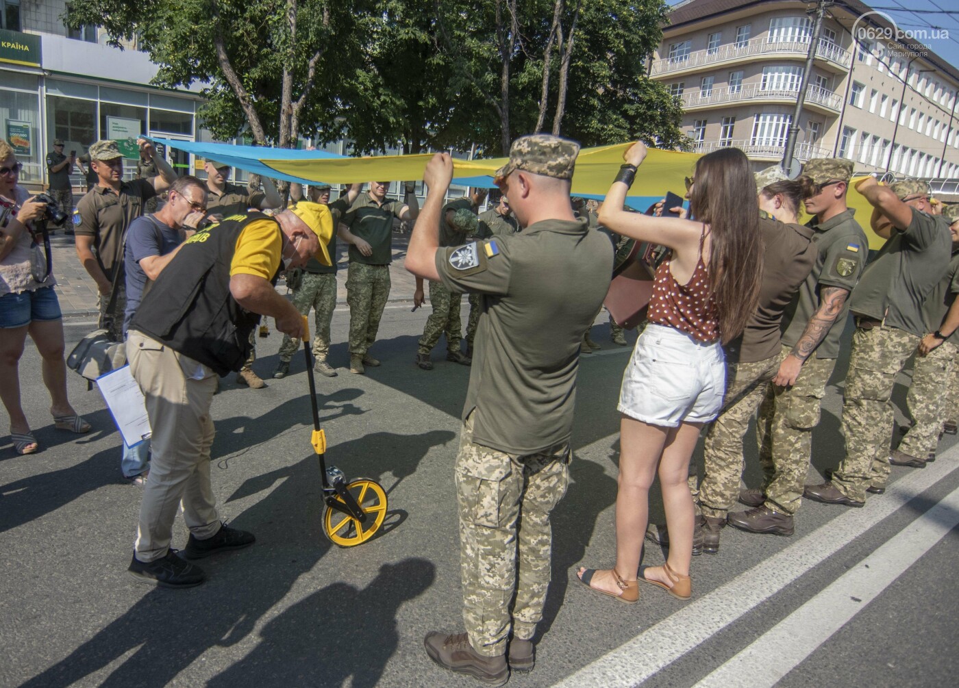У Маріуполі розгорнули 128-метровий прапор України, - ФОТОРЕПОРТАЖ, фото-9