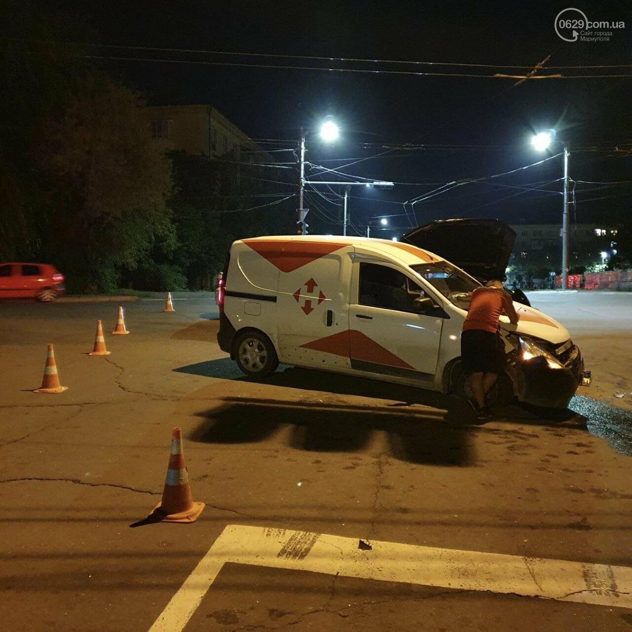 Авто мариуполь. Аварии новейших автомобилей. Фото аварий автомобилей вечером. Последние фото автомобиля