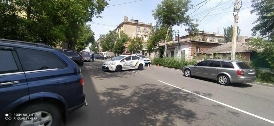 В старом центре Мариуполя сотрудники СБУ задержали мужчину, - ФОТО, фото-2