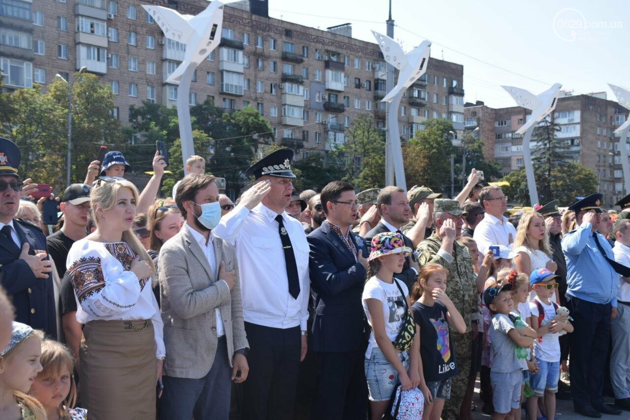 В Мариуполе провели необычный флешмоб ко Дню Независимости, - ФОТОРЕПОРТАЖ, ВИДЕО, фото-33