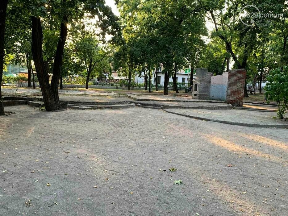 В Городском саду в Мариуполе выставили на продажу лакомый кусок земли, - ФОТО, фото-4