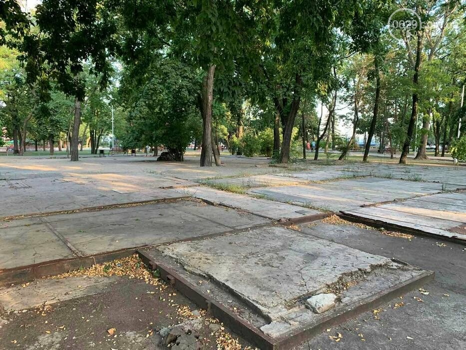 В Городском саду в Мариуполе выставили на продажу лакомый кусок земли, - ФОТО, фото-3