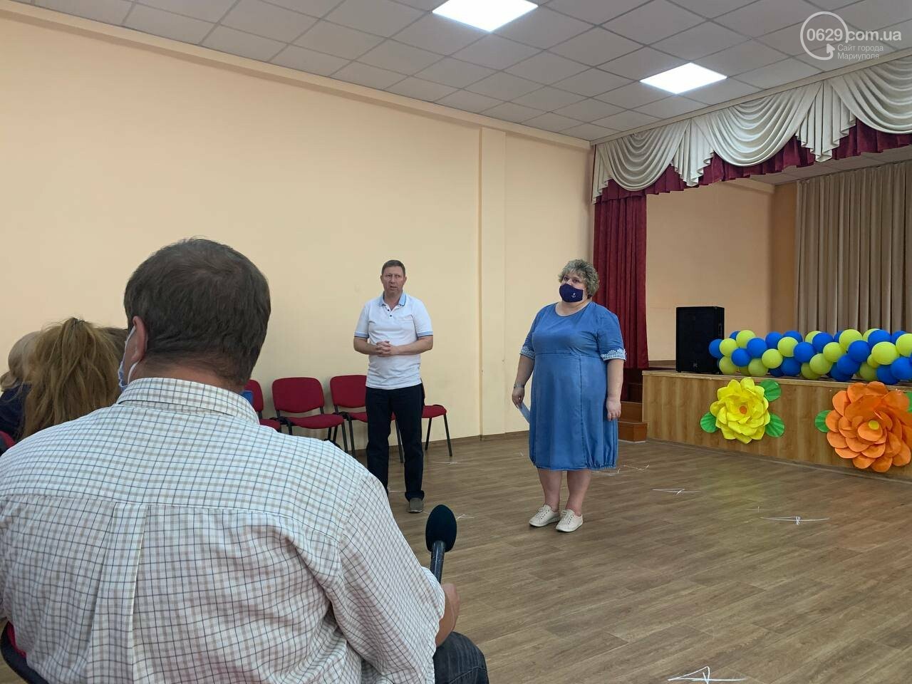 Медики вмовляють вчителів у Маріуполі вакцинуватися, - ФОТО, фото-2 Медики вмовляють вчителів у Маріуполі вакцинуватися, - ФОТО, фото-2