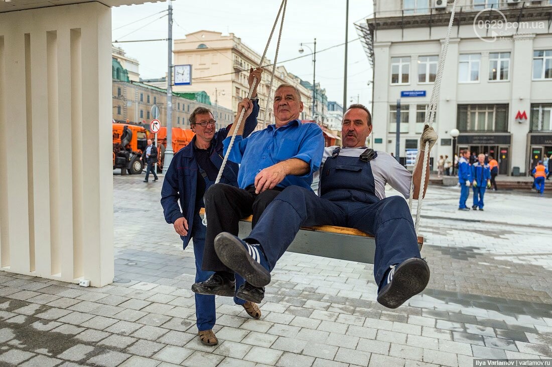 Неочікувано! Біля Будинку зв'язку може з'явитися гойдалка,..., фото-8 Неочікувано! Біля Будинку зв'язку може з'явитися гойдалка, якщо її підтримають маріупольці, - ФОТО, фото-8