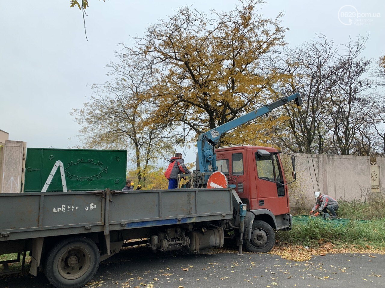 У Приморському парку демонтували ворота Тарути, - ФОТО, ВІДЕО, фото-3 У Приморському парку демонтували ворота Тарути, - ФОТО, ВІДЕО, фото-3