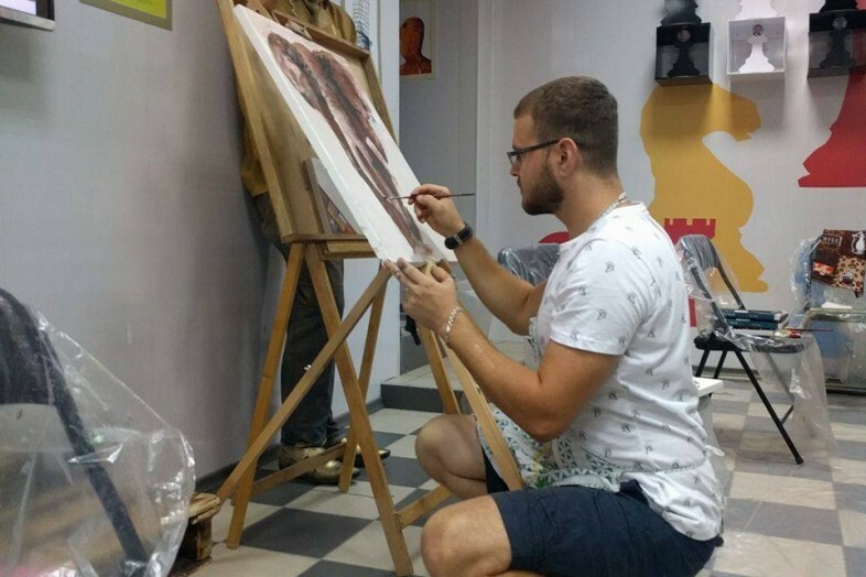 Узнай, как нарисовать свой первый маленький шедевр уже в понедельник ...