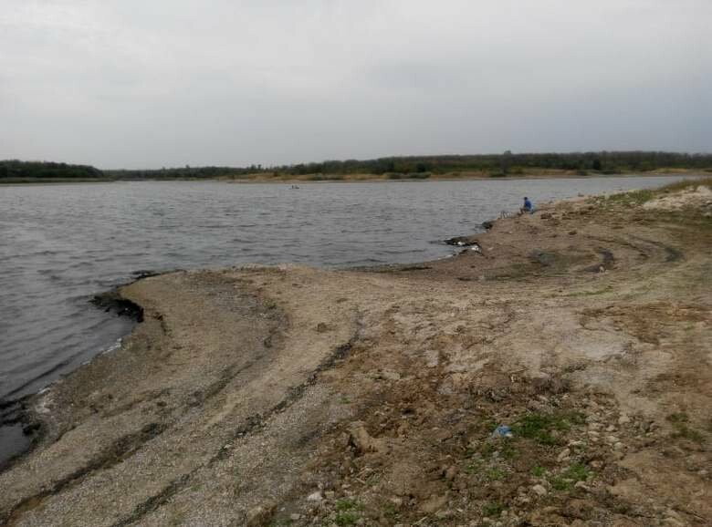 Пулковское водохранилище. Павлопольское водохранилище Донецкая область. Соколовское водохранилище обмелело. Павлопольское водохранилище рыбалка. Павлополь Мариуполь.