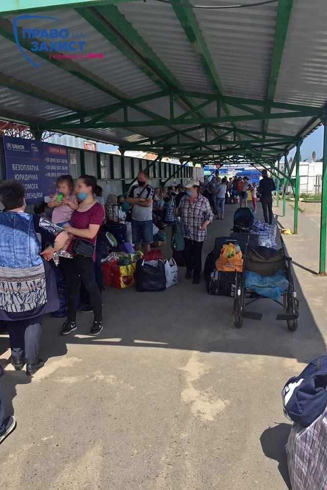 Сепаратисты отказались впускать в ОРДО местных жителей, зас..., фото-3 Сепаратисты отказались впускать в ОРДО местных жителей, застрявших на КПВВ из-за карантина, - ФОТО, фото-3
