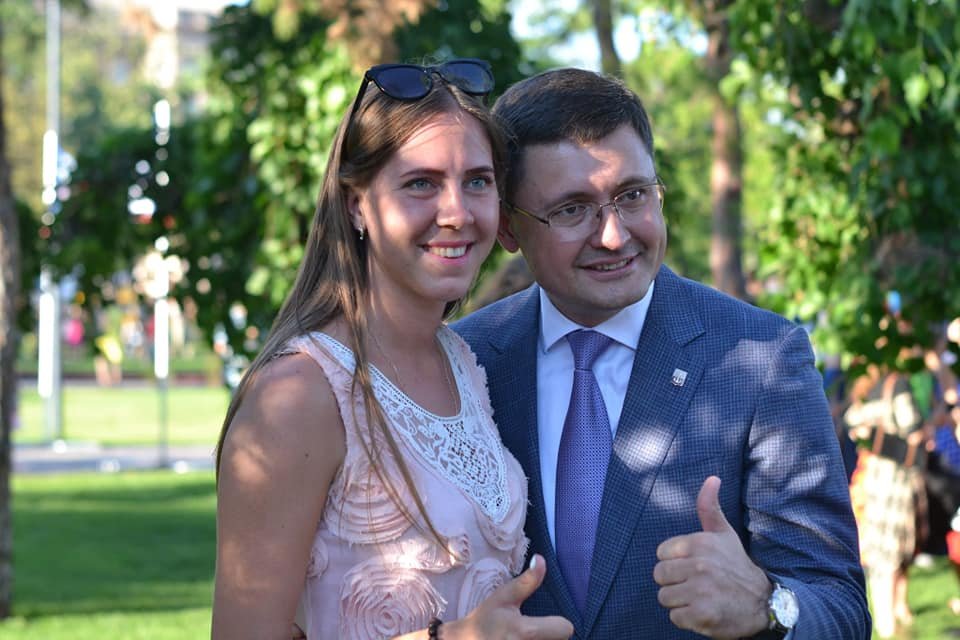 Про "Метінвест Політехніку", булінг і мрію стати заступни..., фото-1 Про "Метінвест Політехніку", булінг і мрію стати заступницею мера. Інтерв'ю з головою Молодіжної ради Маріуполя Аліною Козицькою, фото-1