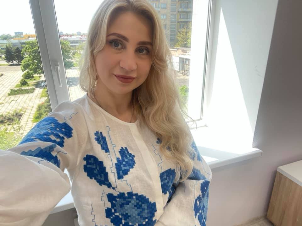 Кто из известных мариупольцев нарядился в вышиванку, - ФОТО